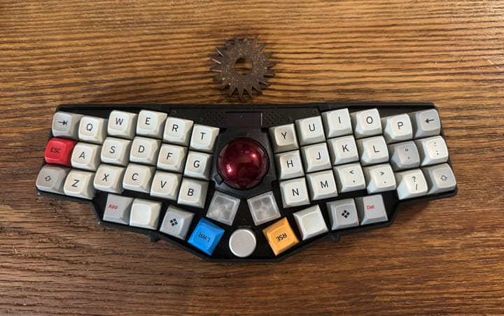 cocot46plus keyboard with MT3 keycaps